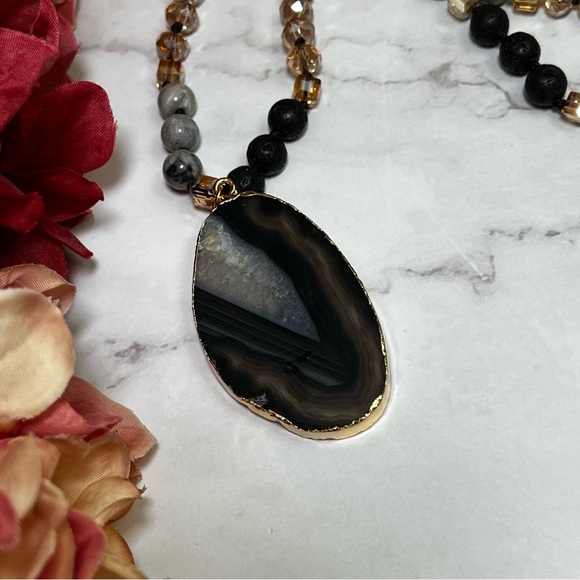 Stunning Natural Stone Beaded Necklace with Gold Dipped Gray Agate Pendant - Picture 12 of 16